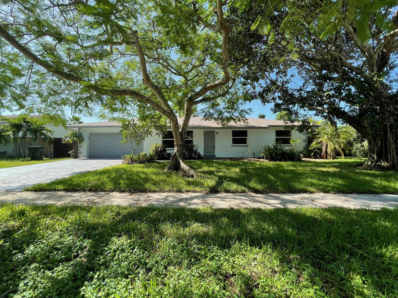2636 32nd Street - Photo 1