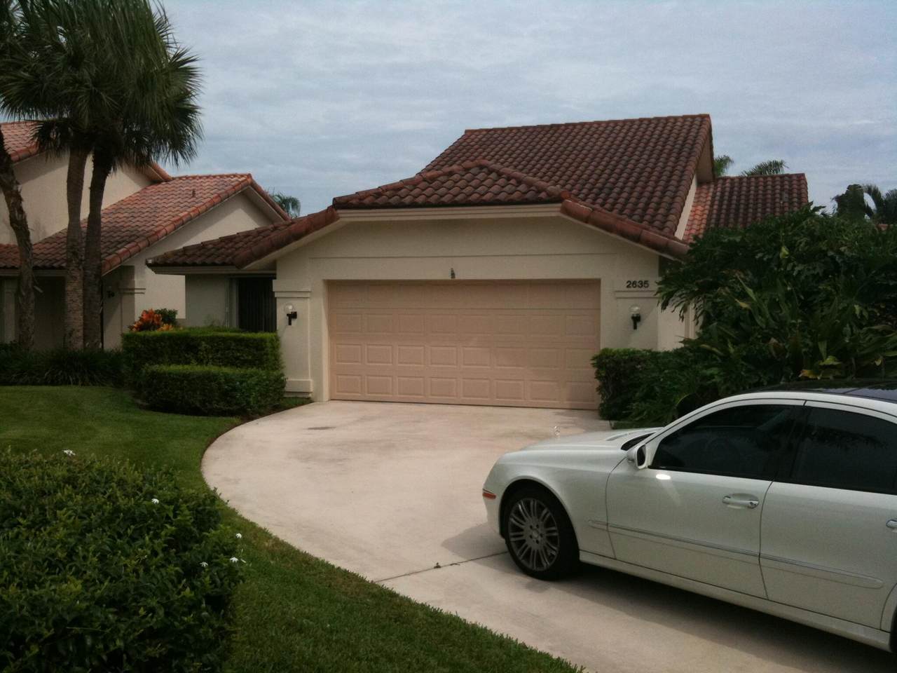 2635 Iroquois Circle - Photo 1