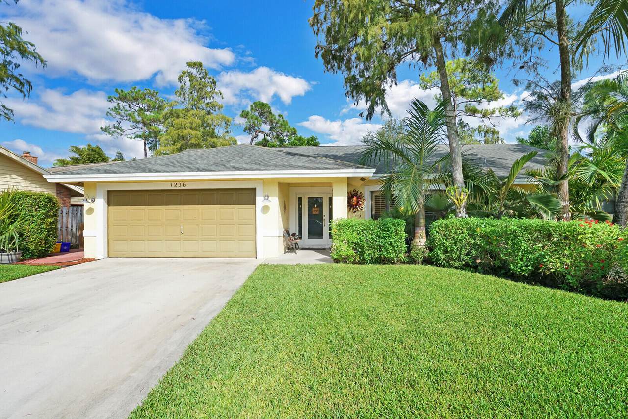 1236 Primrose Lane - Photo 1