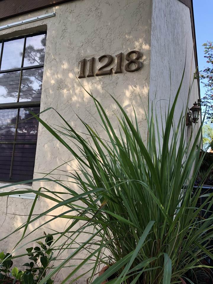 11218 Curry Drive - Photo 1