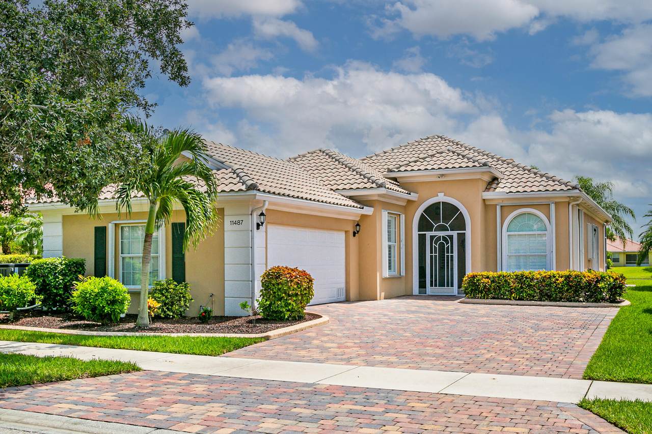11487 Rockingham Drive - Photo 1