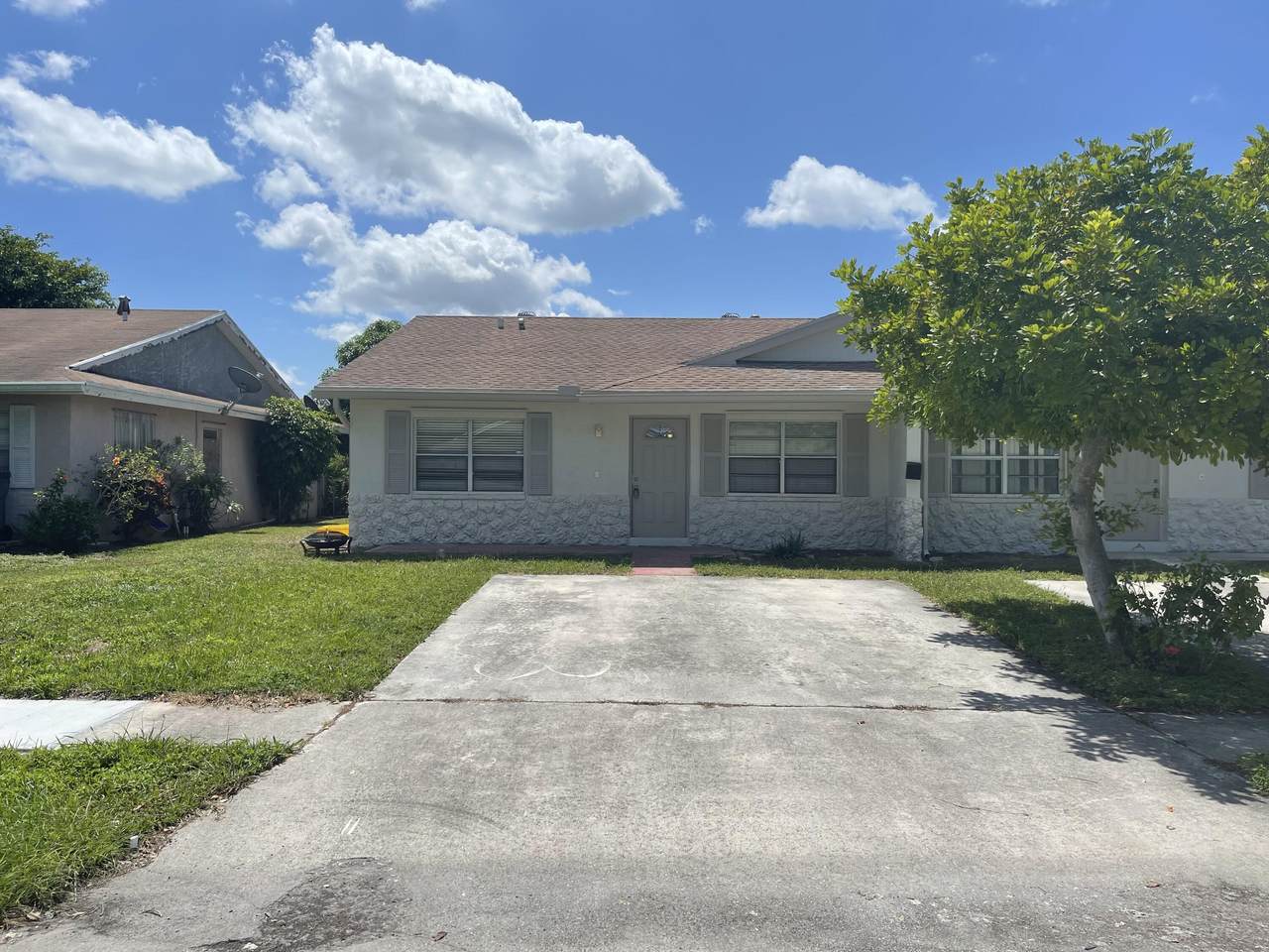 3842 Van Cott Street - Photo 1