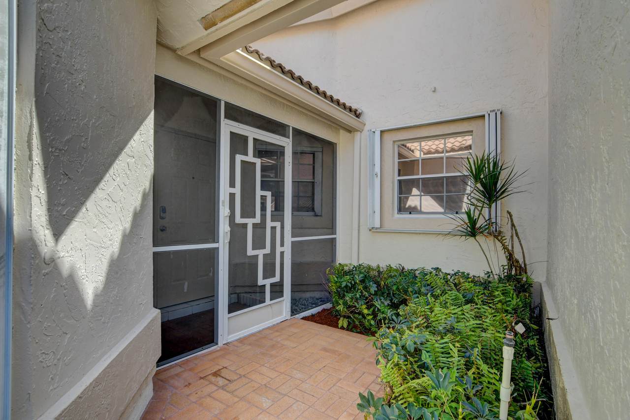 6089 Bay Isles Drive - Photo 1