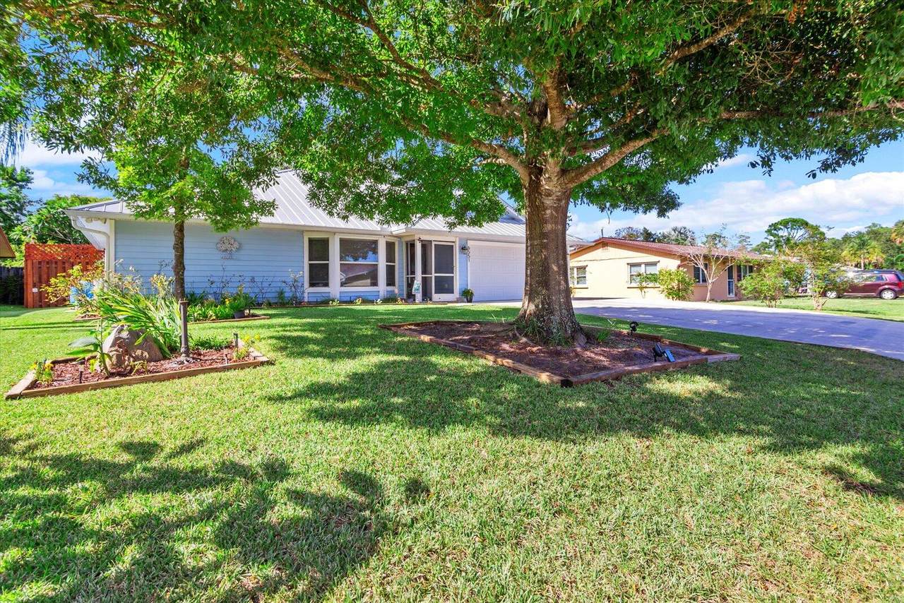 6551 Clairmont Place - Photo 1