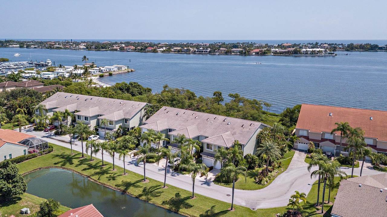 86 Lakeshore Drive - Photo 1