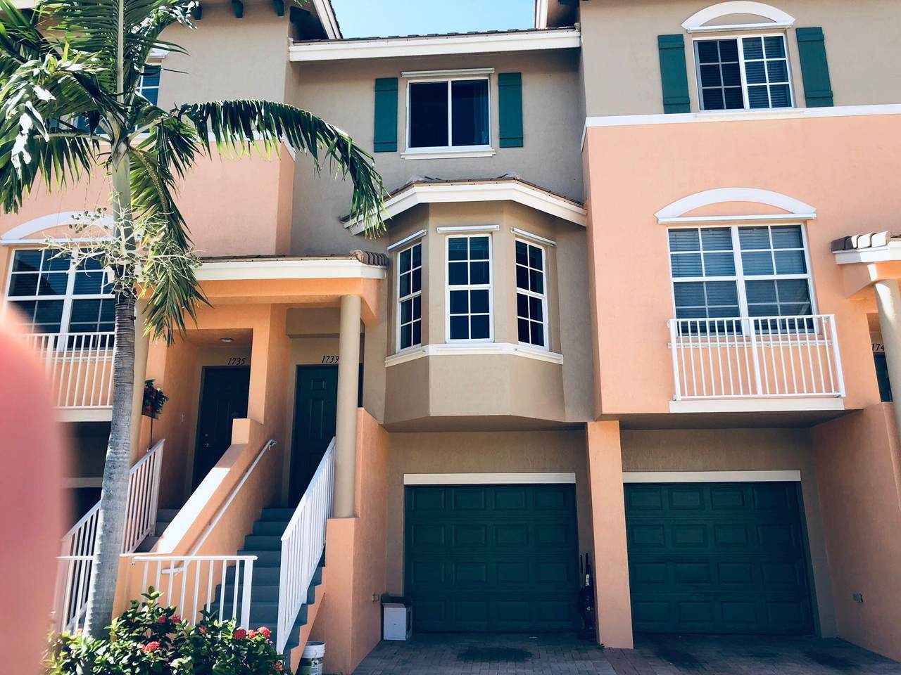 1739 6th Street - Photo 1