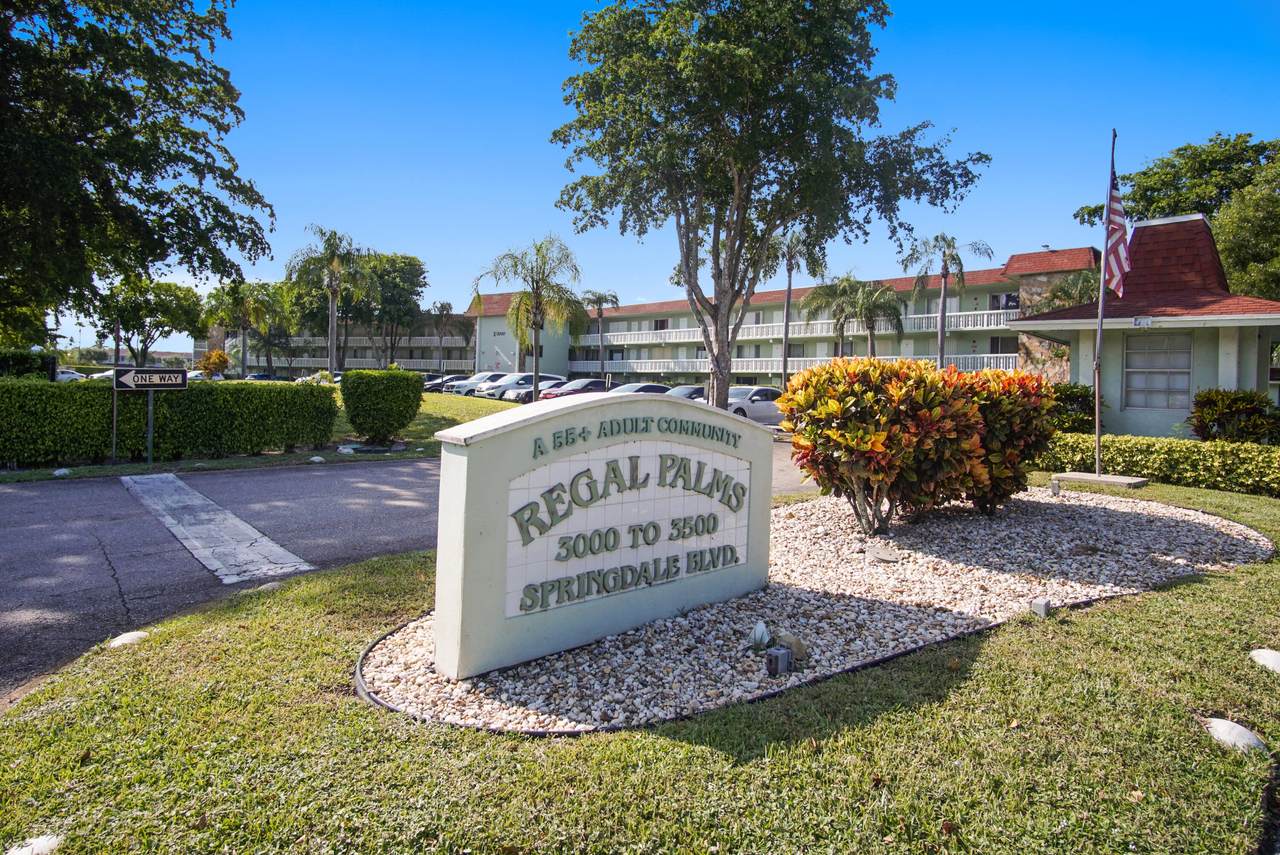 3400 Springdale Boulevard - Photo 1