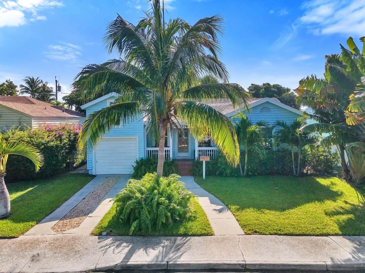 1026 Ocean Breeze - Photo 1