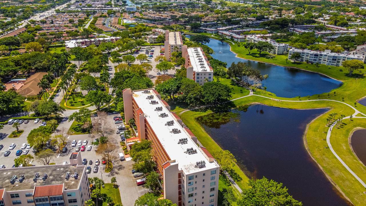 14575 Bonaire Boulevard - Photo 1