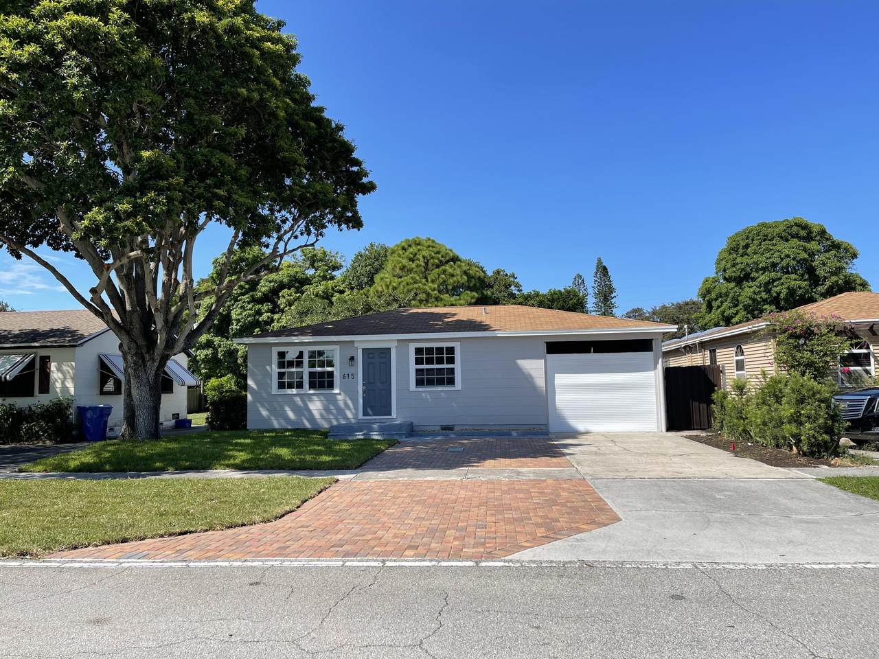 615 Drew Street - Photo 1