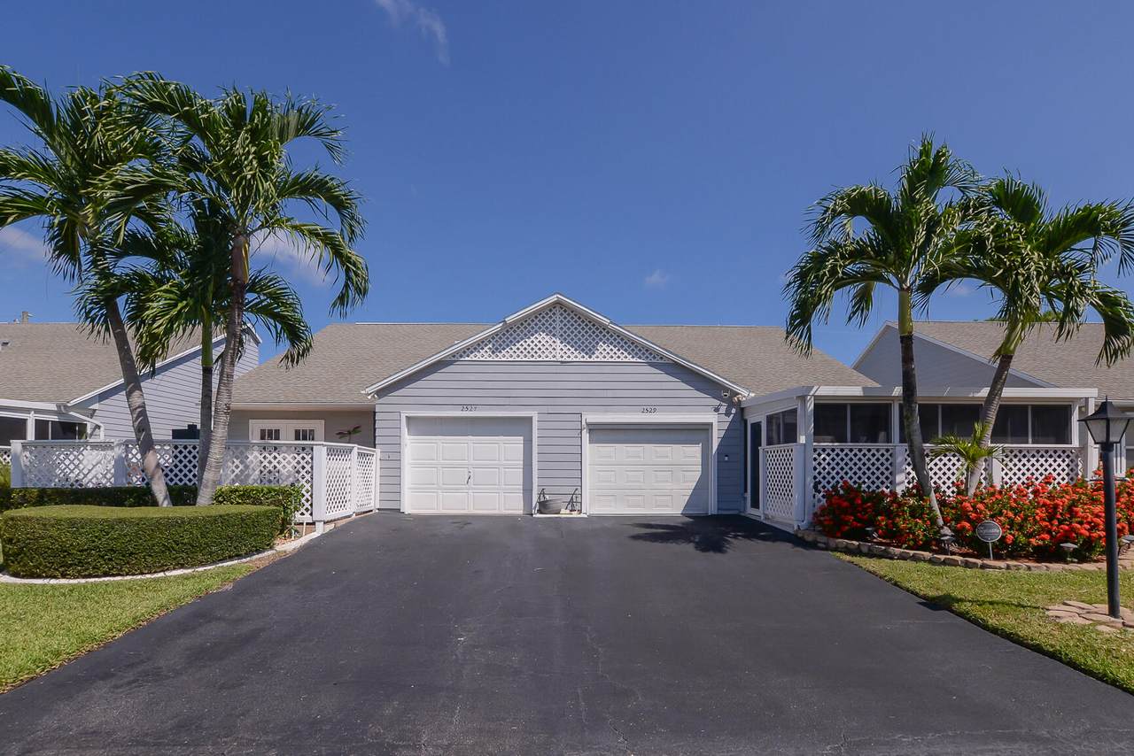 2527 Tropical East Circle - Photo 1