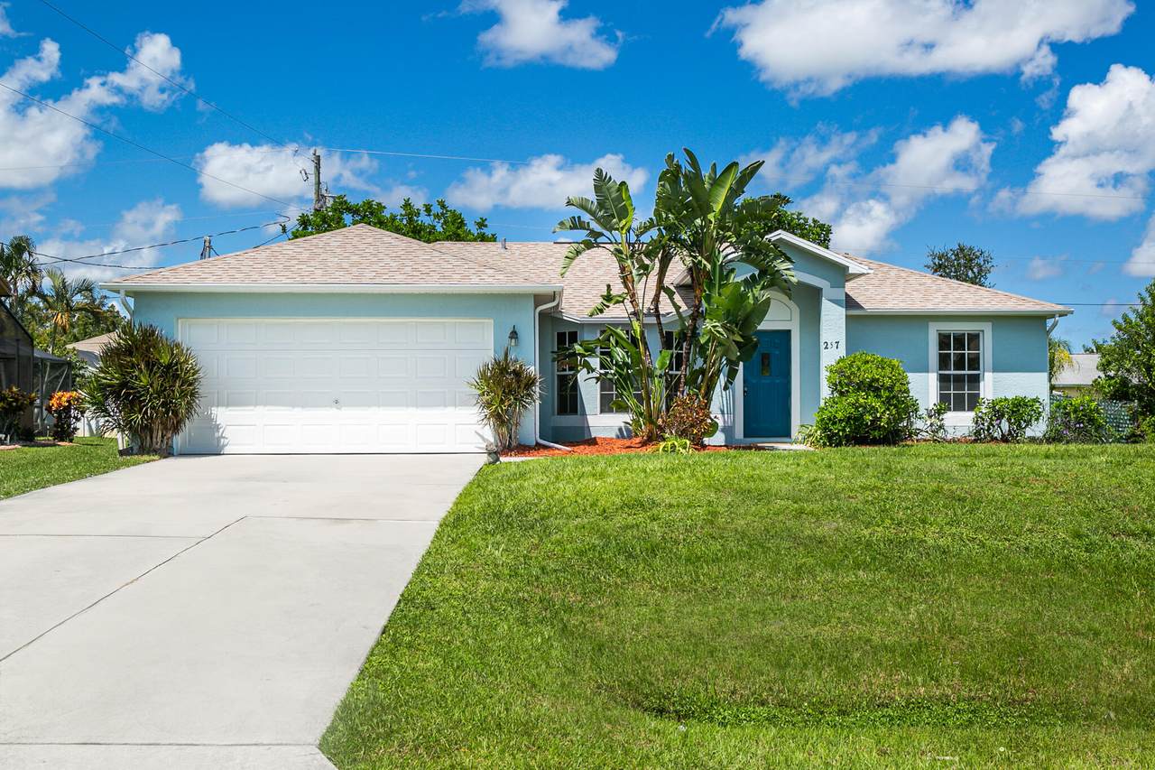 257 Chandler Terrace - Photo 1