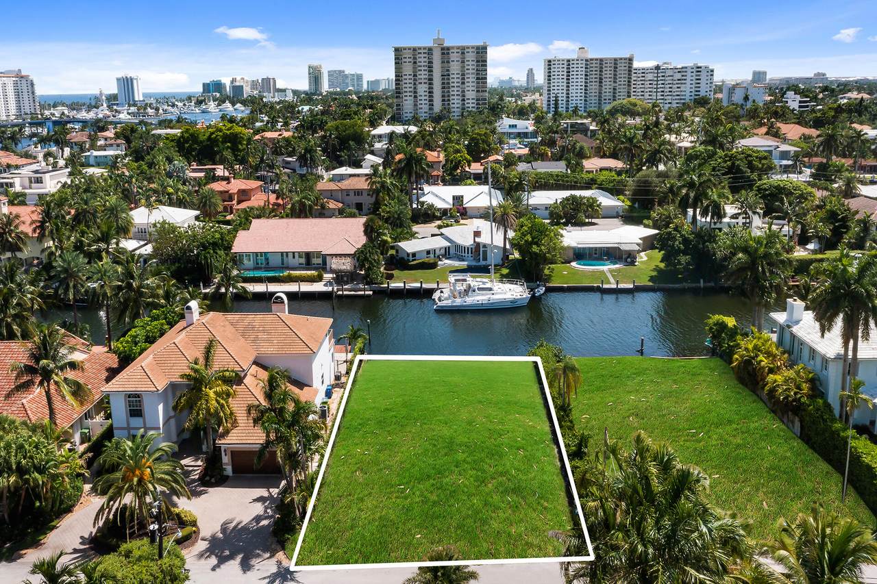 2506 Sea Island Drive - Photo 1