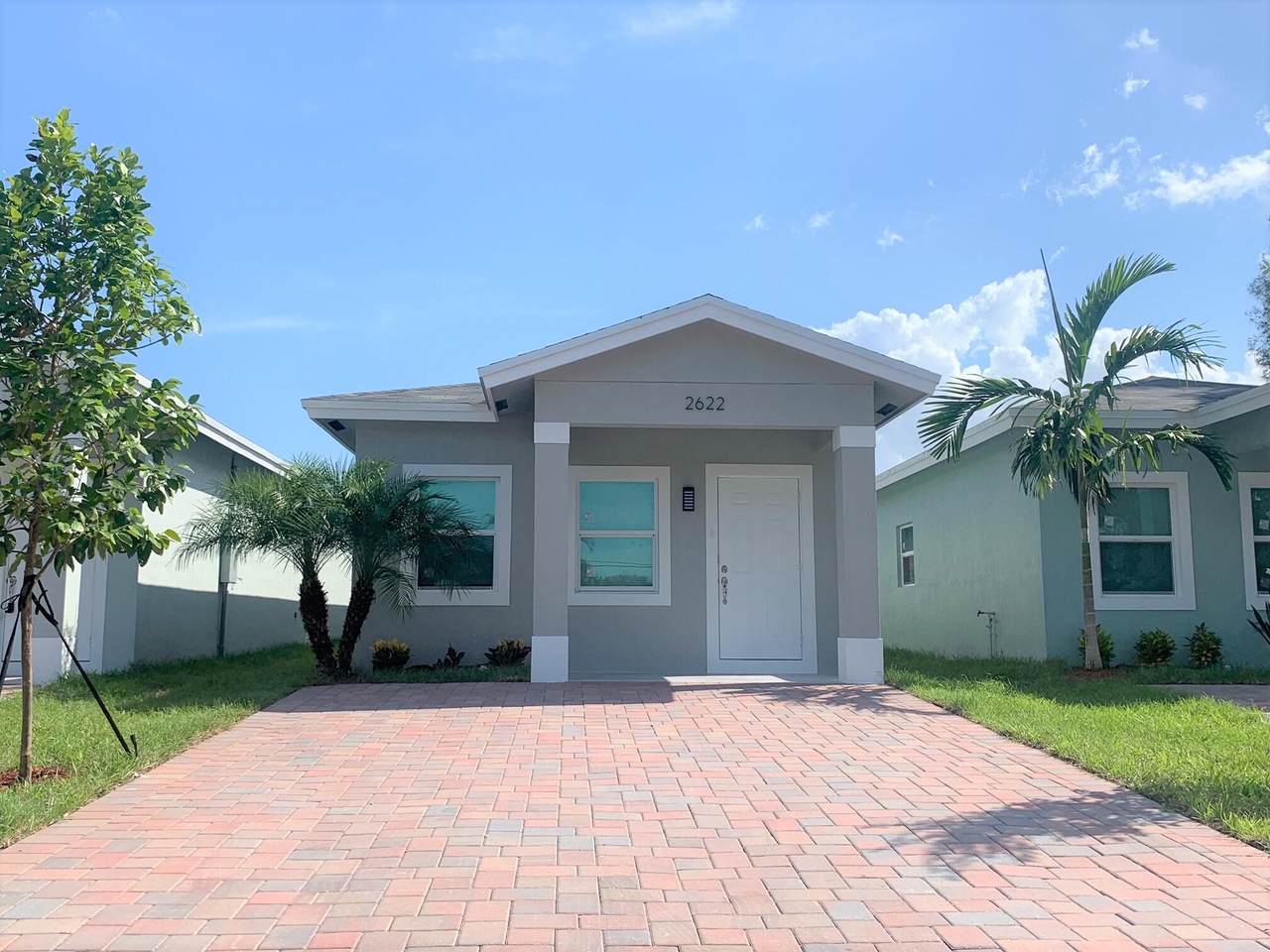 3405 Saranac Avenue - Photo 1