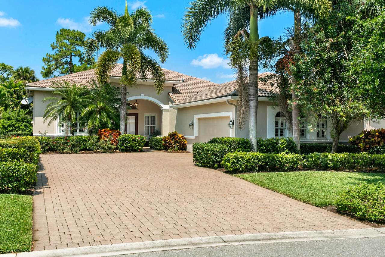 7552 Ironhorse Boulevard - Photo 1
