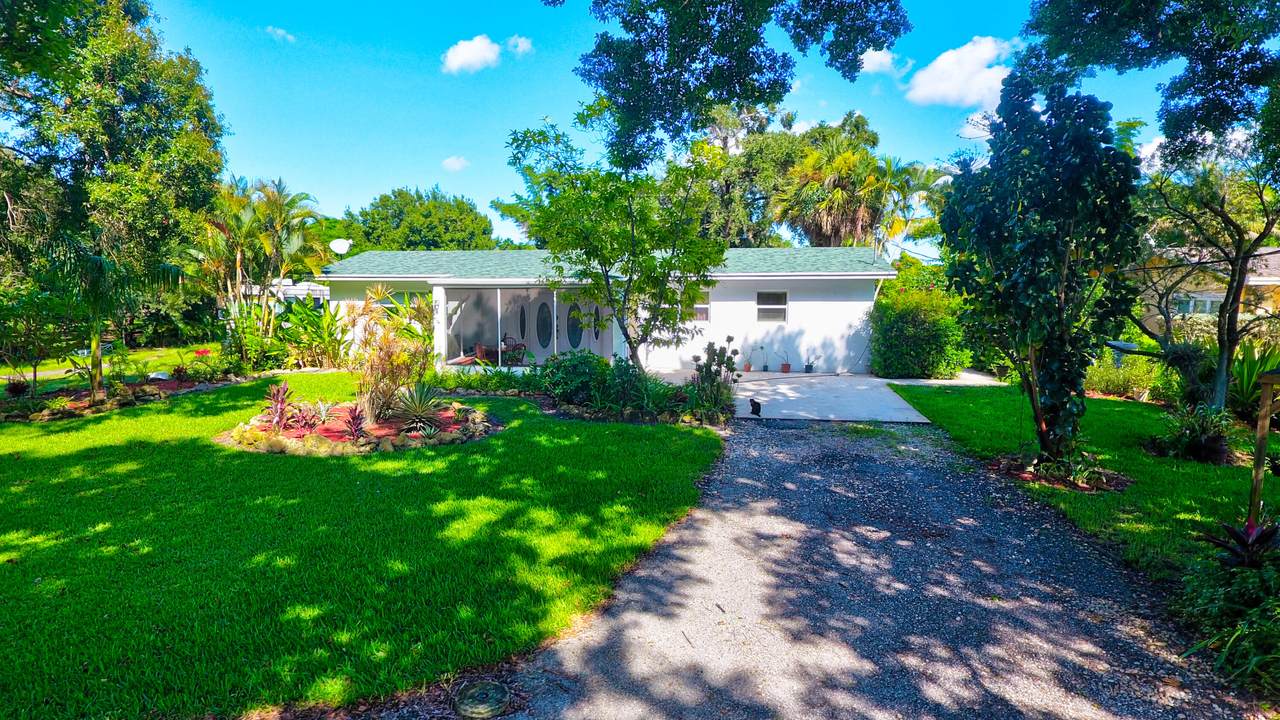 5280 Colbright Road - Photo 1