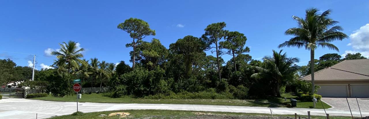 7912 Windjammer Way - Photo 1