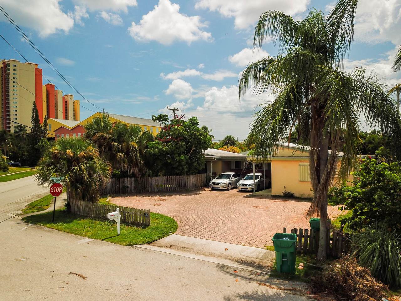 201 30th Street - Photo 1