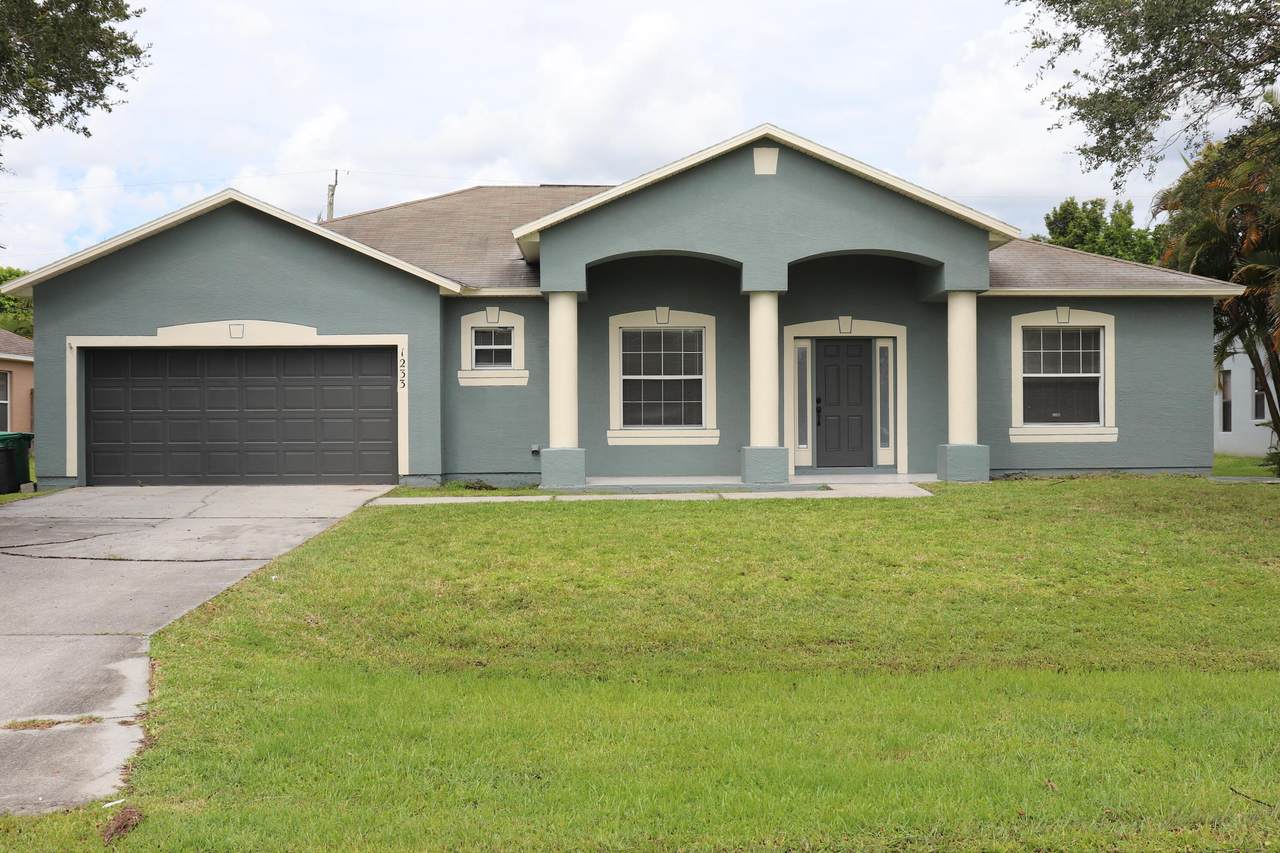 1233 Malaga Avenue - Photo 1