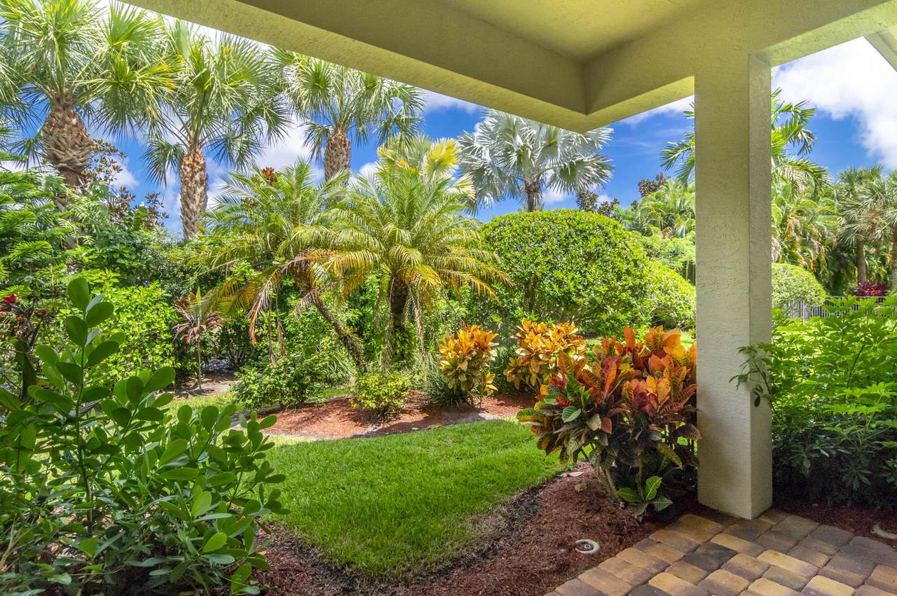 12483 Aviles Circle - Photo 1