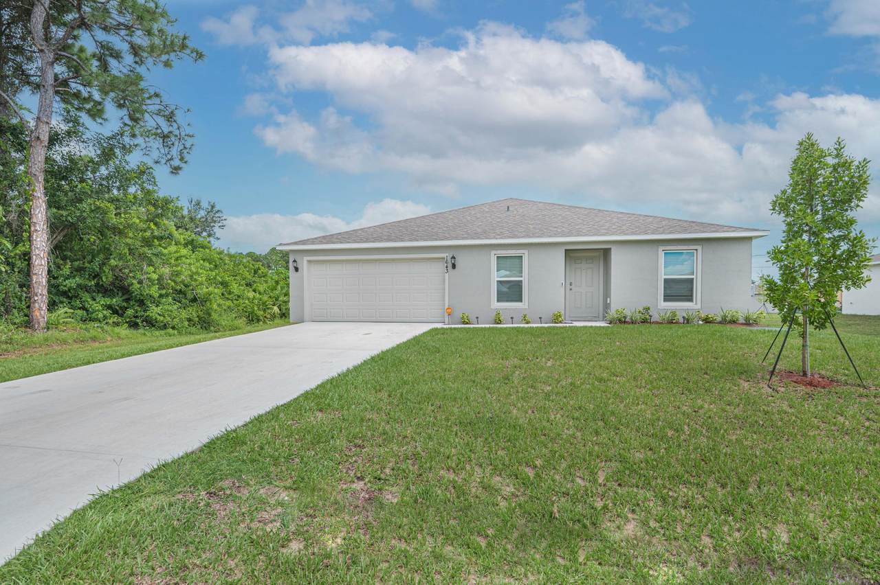 1643 Norman Lane - Photo 1