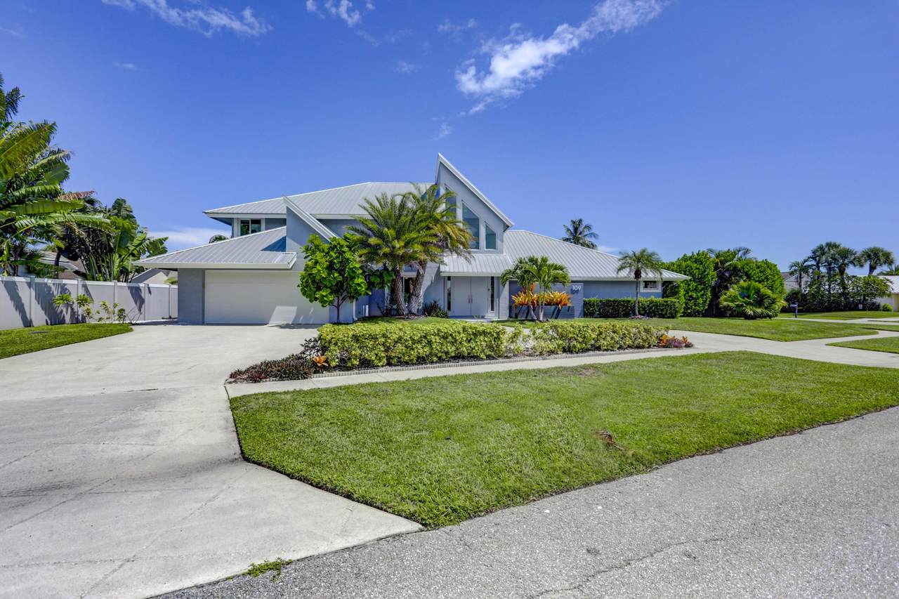 109 Olympus Way - Photo 1