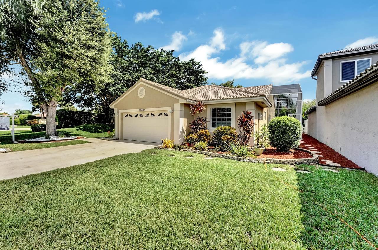 10687 Pebble Cove Lane - Photo 1