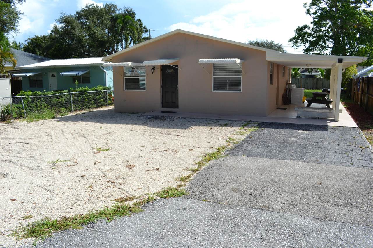 705 Loxahatchee Drive - Photo 1