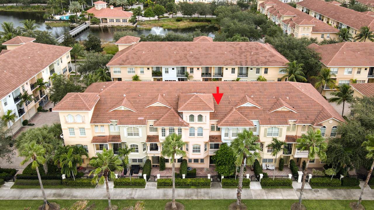 2526 Gardens Parkway - Photo 1