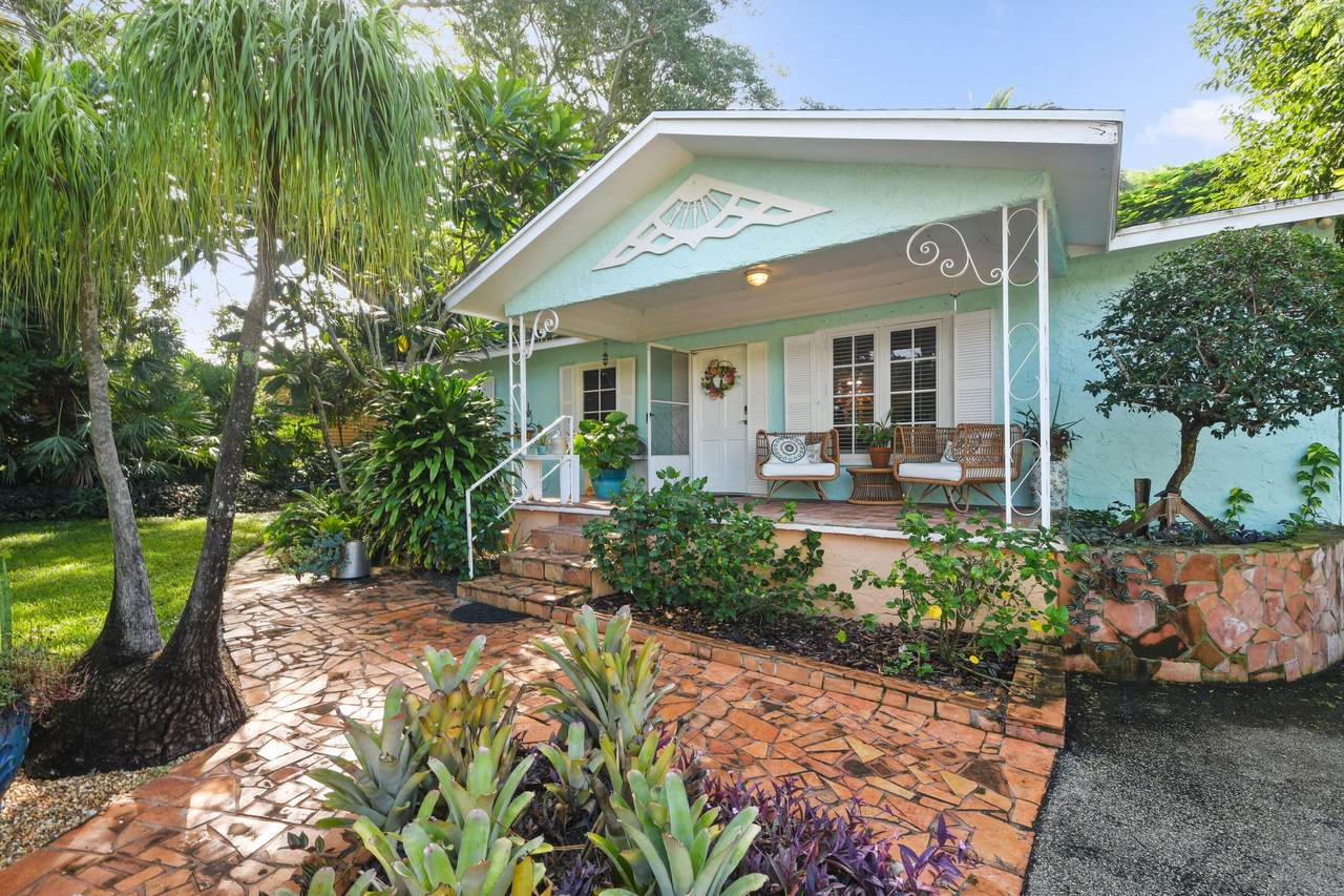 10868 Hobart Street - Photo 1