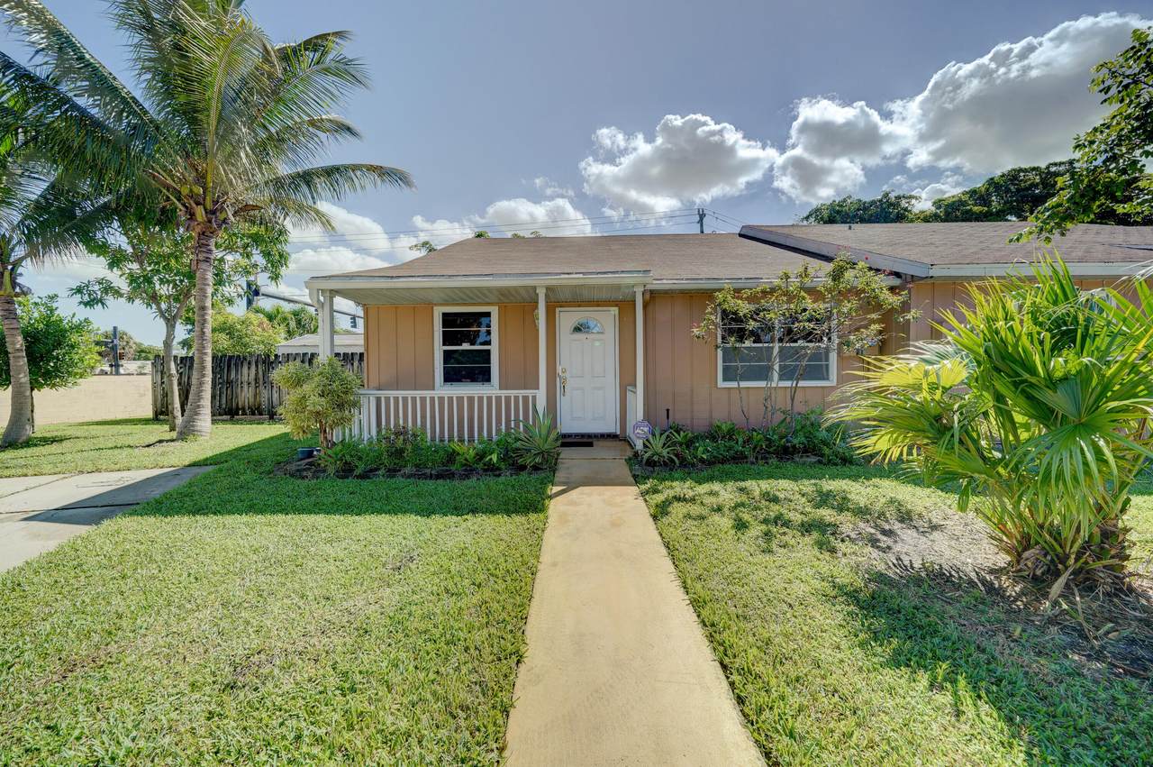 4750 3rd Terrace - Photo 1
