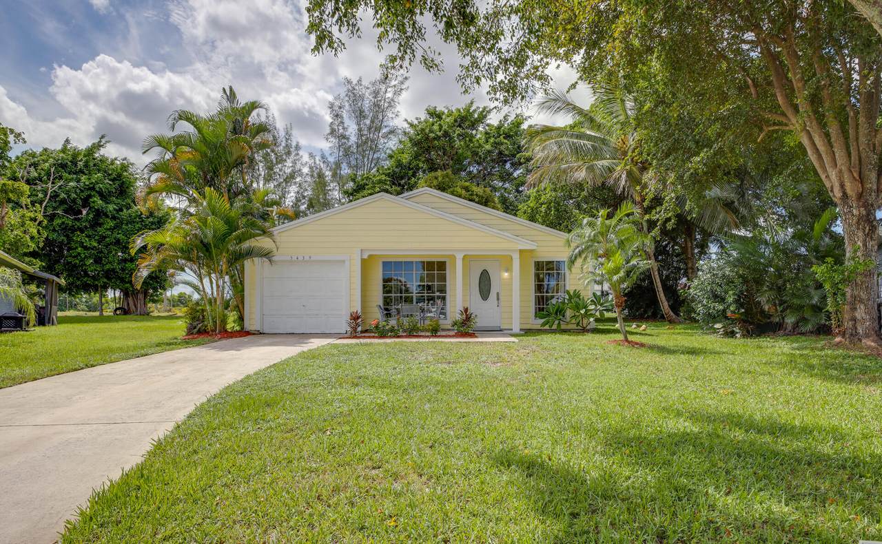 5439 Fife Lane - Photo 1