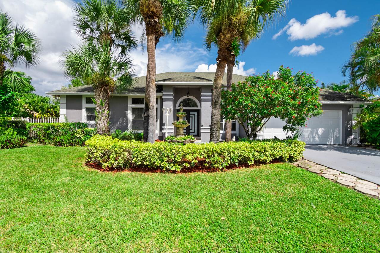 2452 Seaford Drive - Photo 1