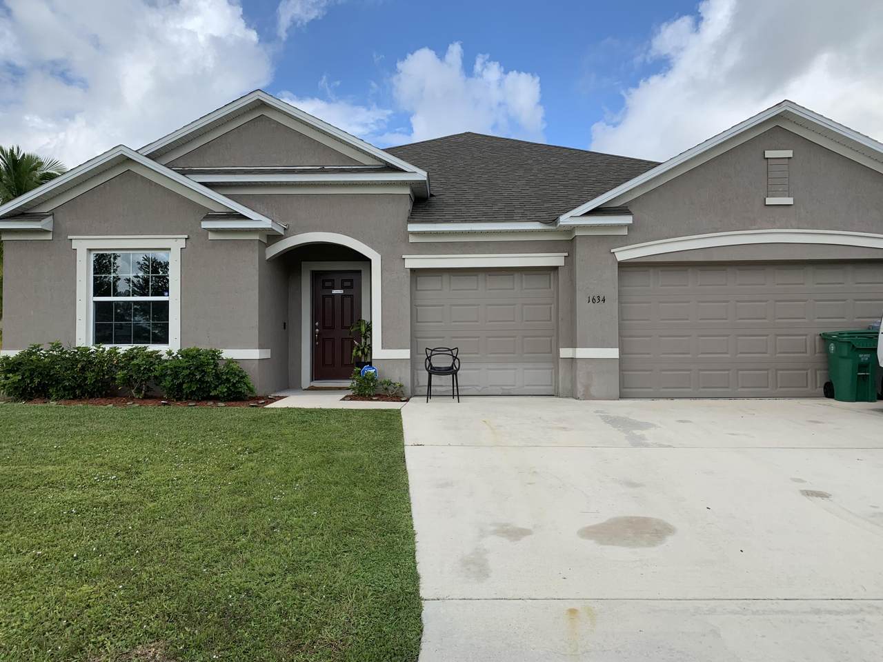 1634 Pancoast Street - Photo 1