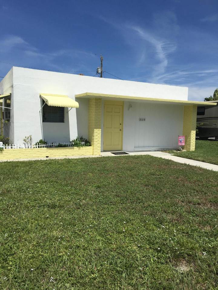 569 Cherry Road - Photo 1