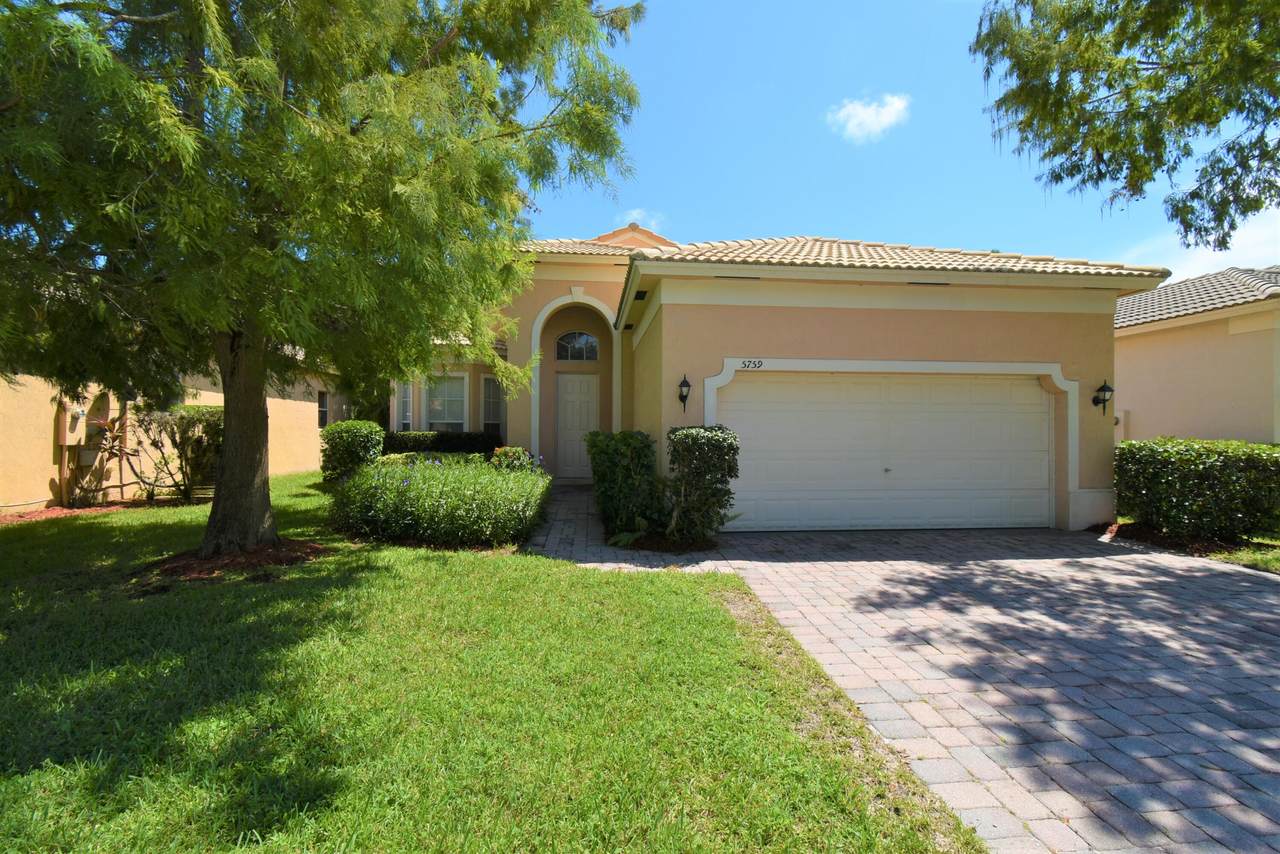 5759 Sunberry Circle - Photo 1
