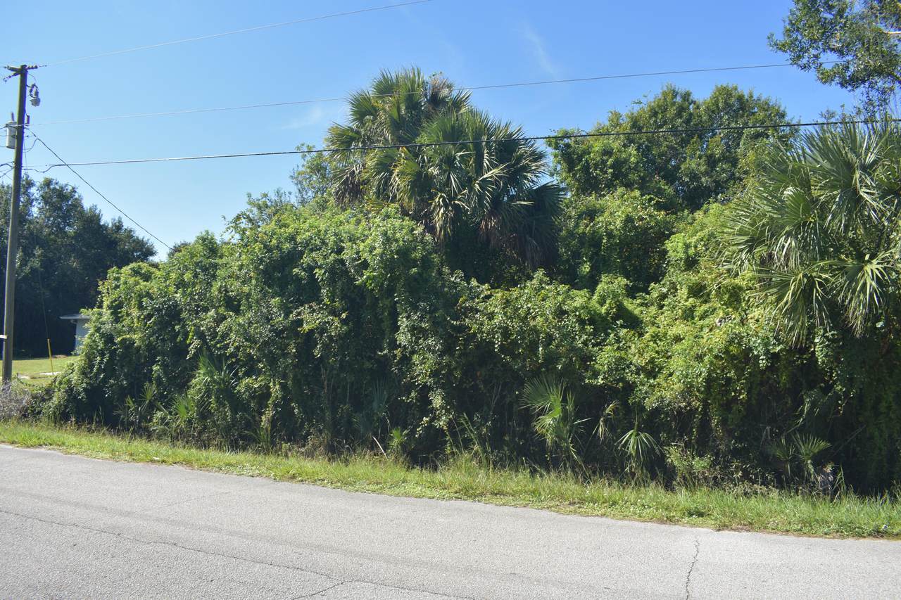 2881 35th Drive - Photo 1
