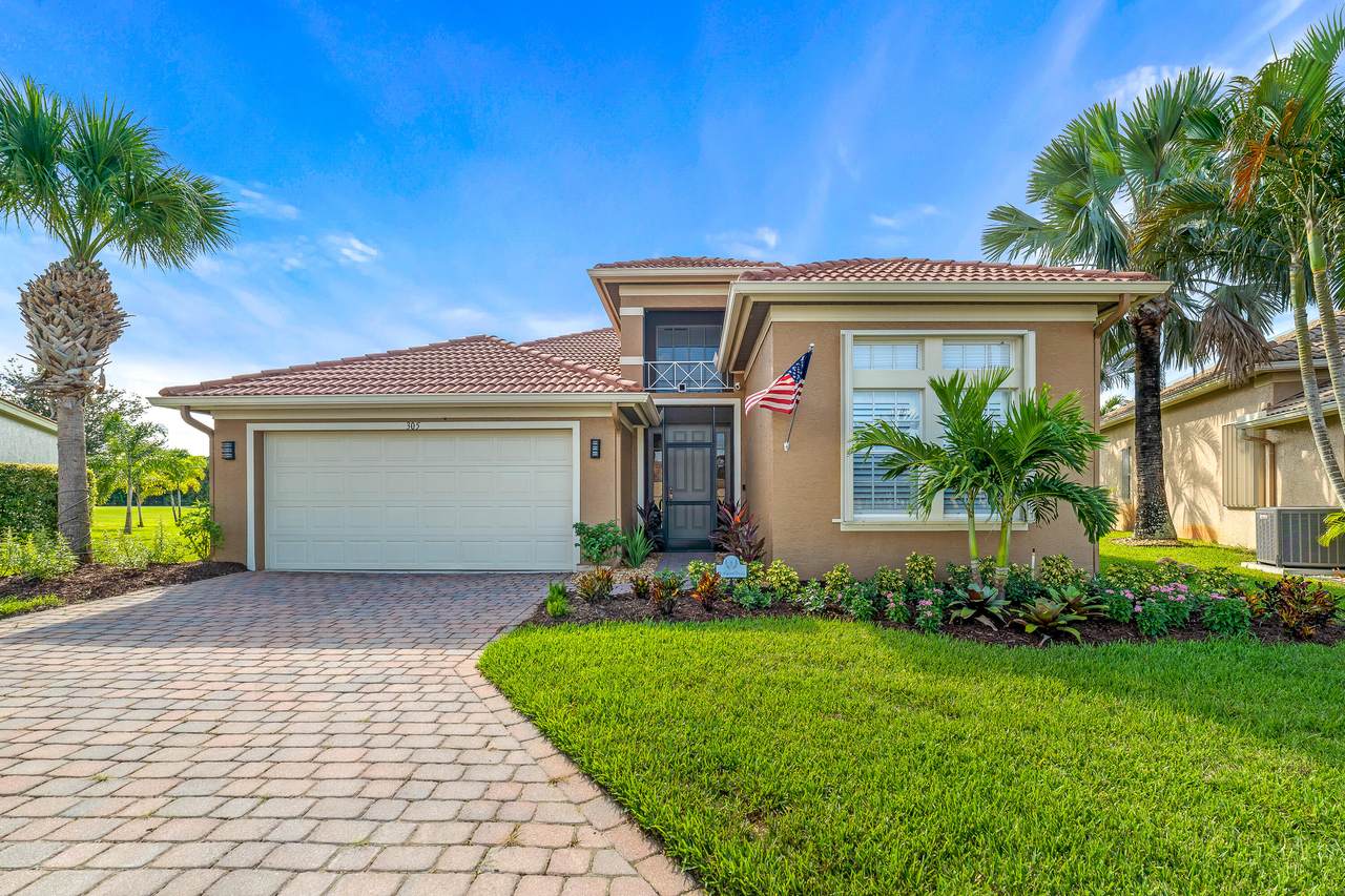 305 Wickham Court - Photo 1