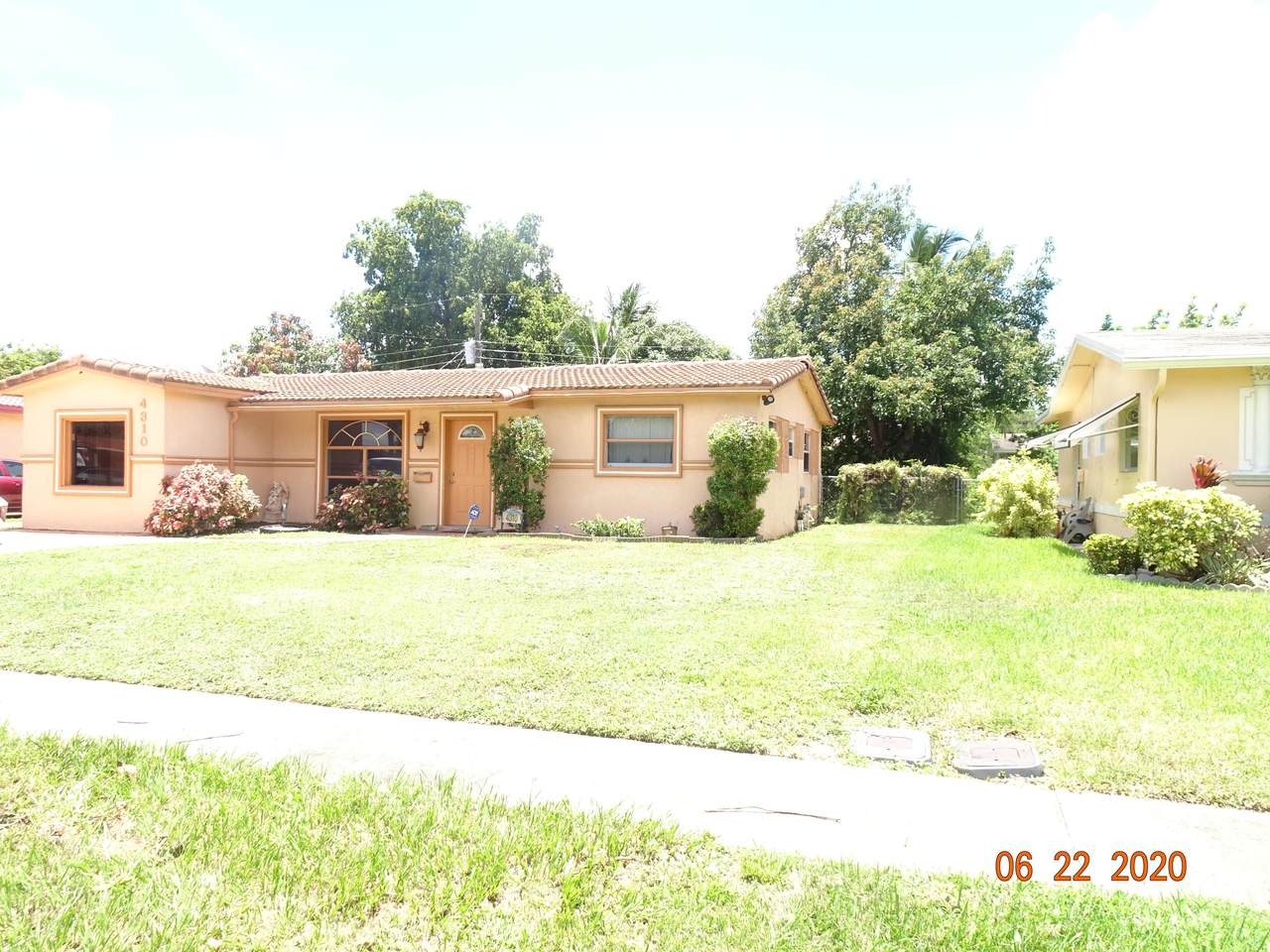 4310 22 Street - Photo 1
