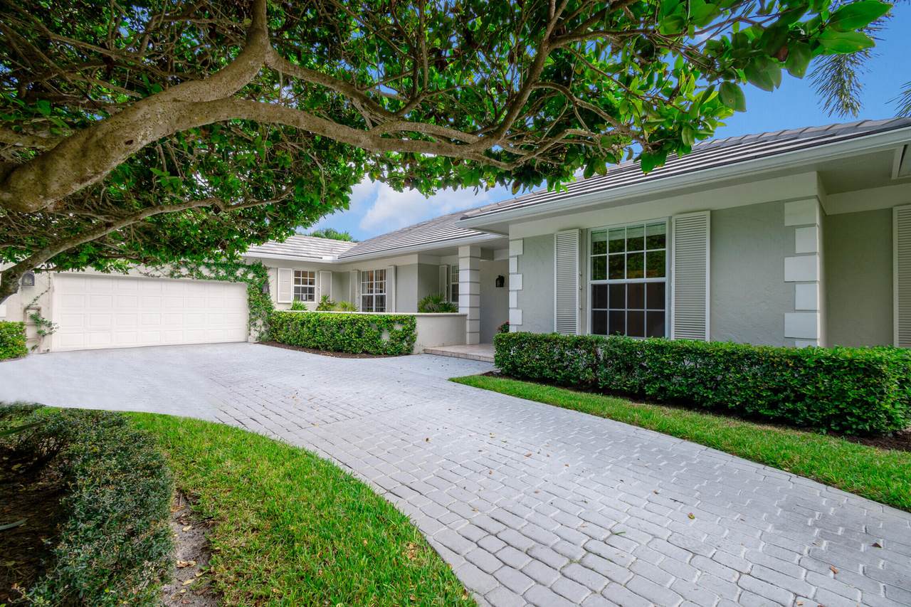 18480 Heritage Oaks Drive - Photo 1