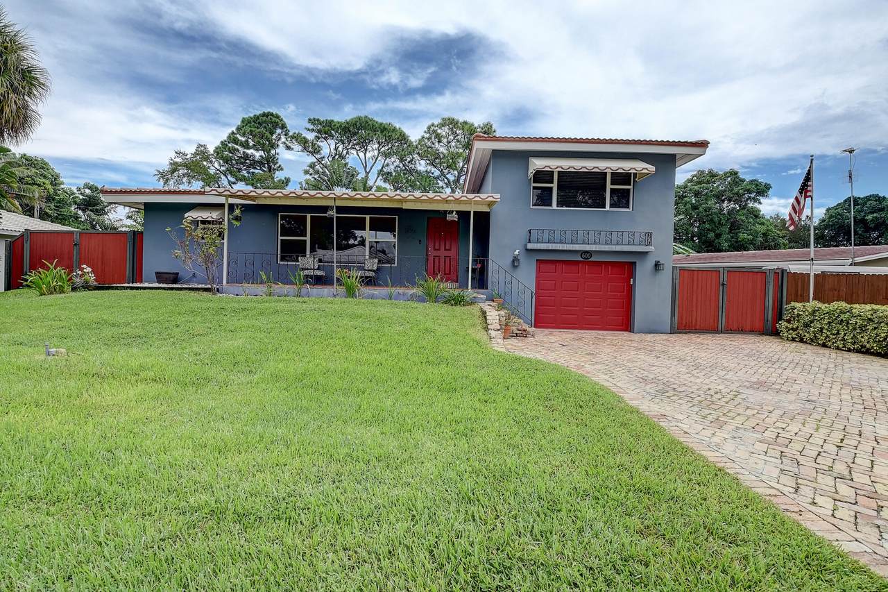 600 13th Avenue - Photo 1