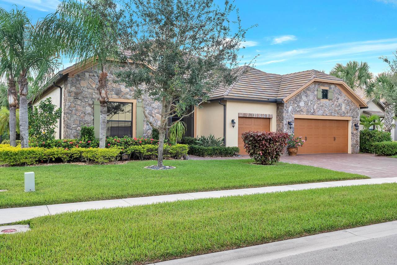 4205 Siena Circle - Photo 1
