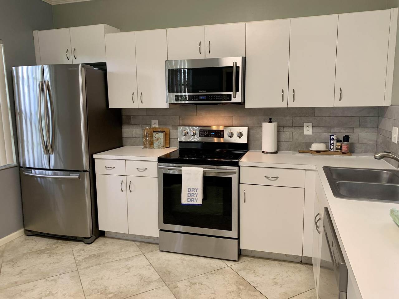 6658 Montego Bay Boulevard - Photo 1