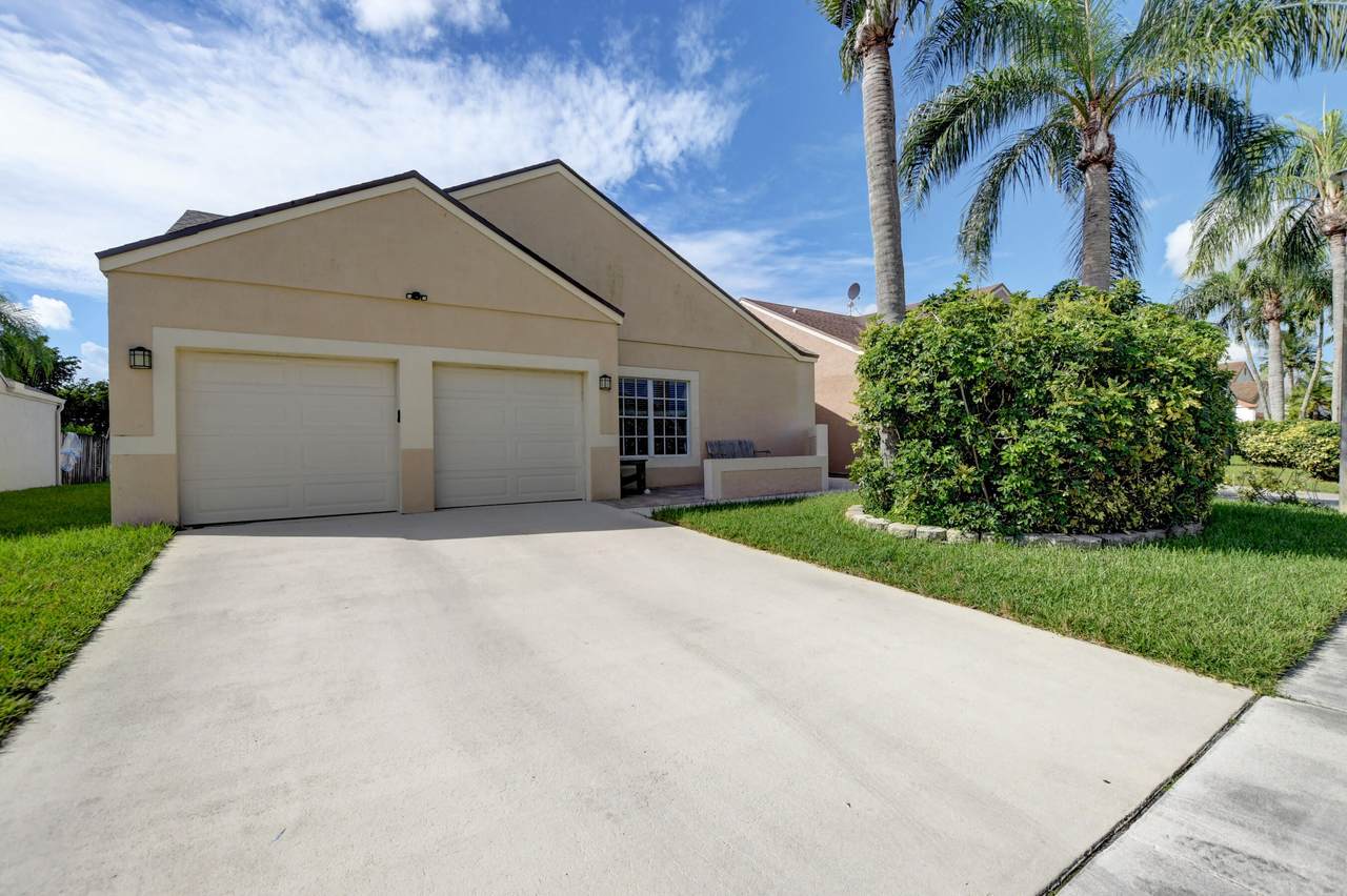 8558 Floralwood Drive - Photo 1