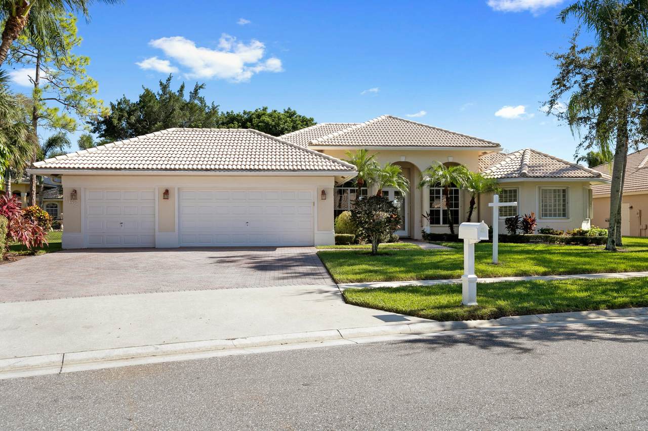 162 Cypress Trace - Photo 1