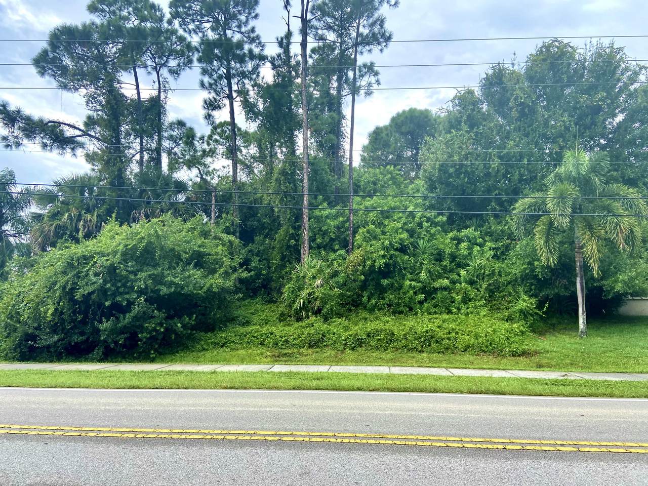 3150 Savona Boulevard - Photo 1