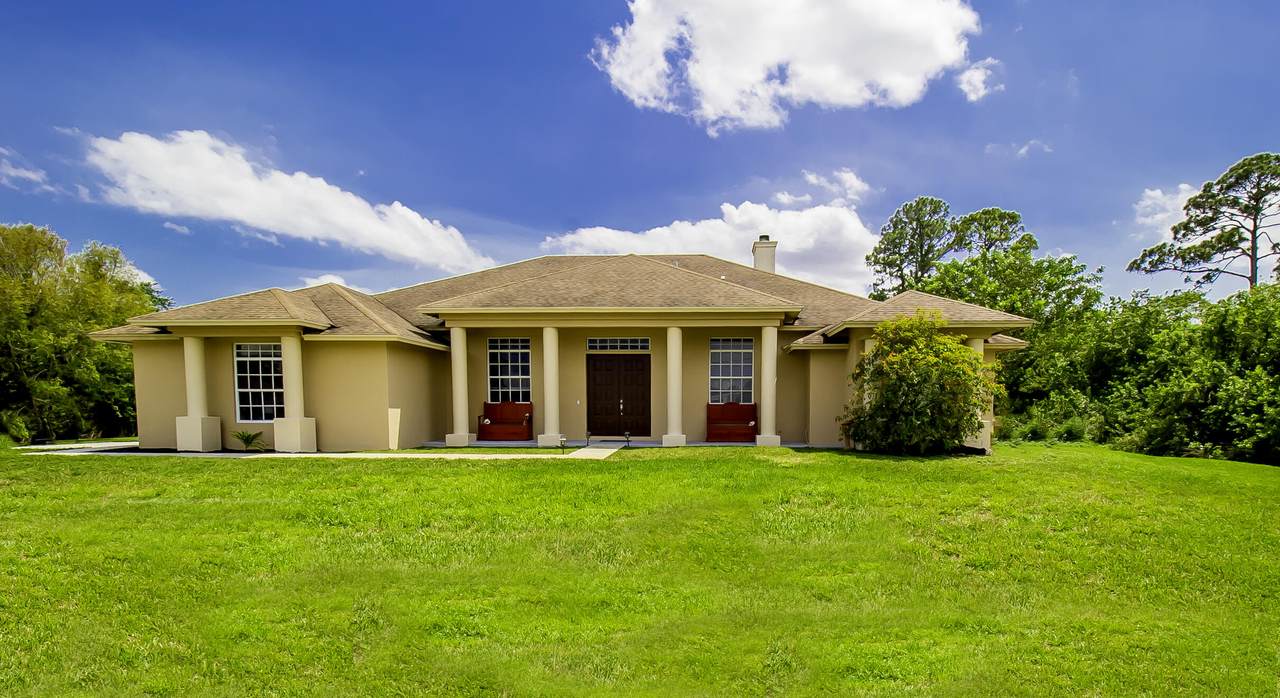 17928 36th Court - Photo 1