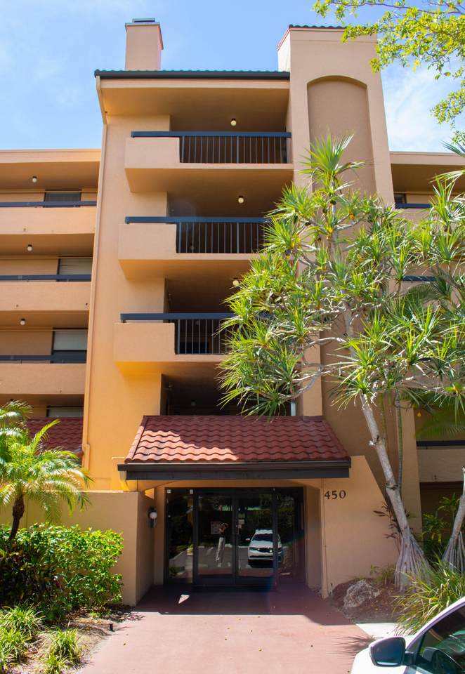 450 Egret Circle - Photo 1