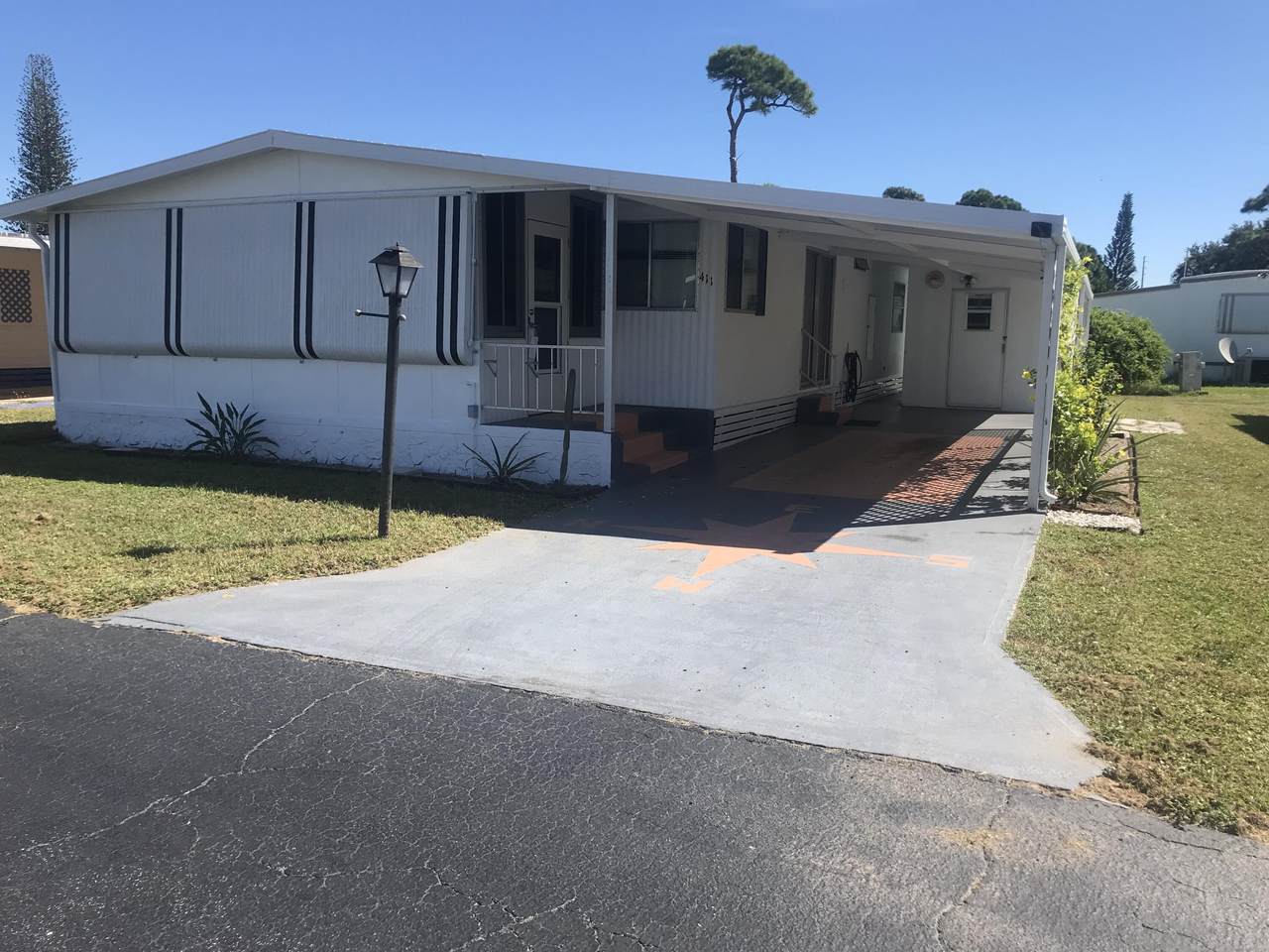 411 Dakota Way - Photo 1