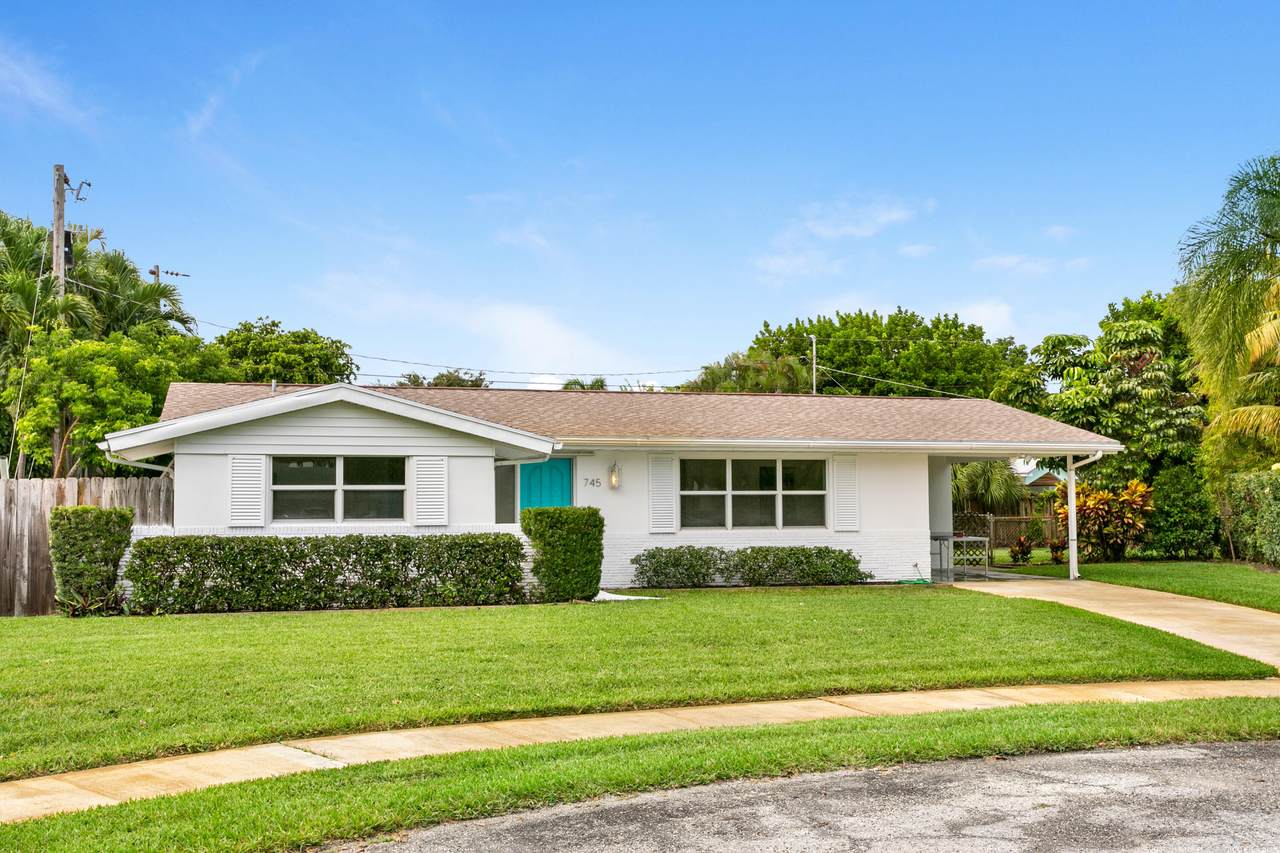 745 Fairhaven Place - Photo 1
